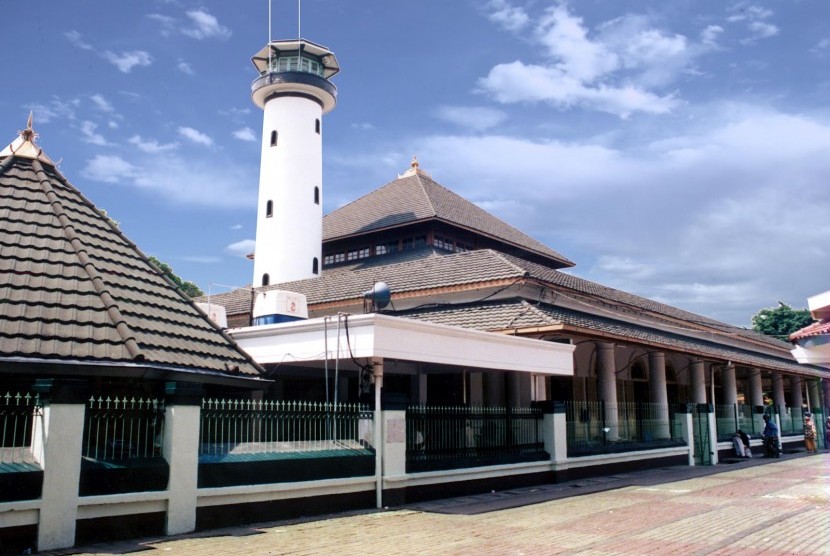 Masjid Sunan Ampel, Surabaya, Jawa Timur.
