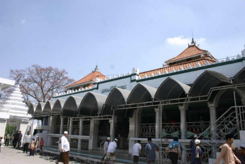 Masjid Sunan Giri di Gresik,Jawa Timur. 