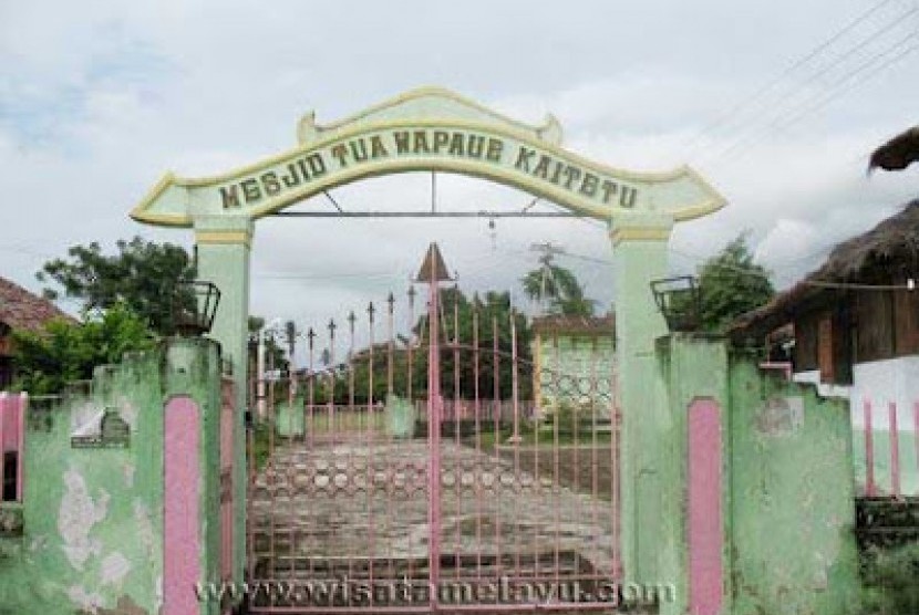 Masjid tua Wapawue 