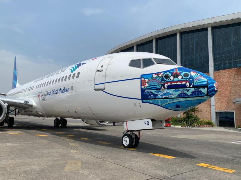 Maskapai Garuda Indonesia. Garuda Indonesia terus memasang strategi untuk meningkatkan penjualan tiket penerbangan.