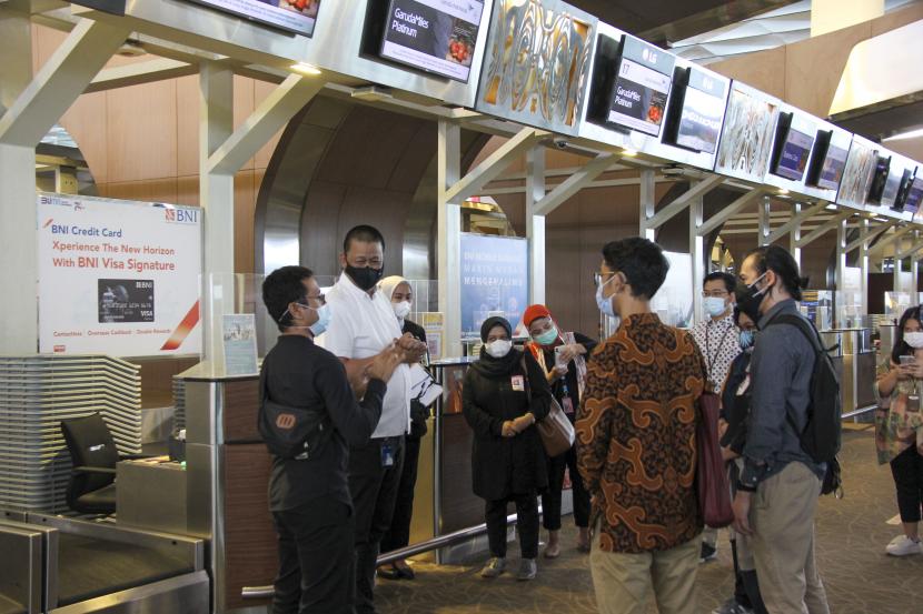 Maskapai nasional Garuda Indonesia  terus memperkuat komitmen layanan bagi penumpang penyandang disabilitas dengan menghadirkan berbagai kemudahan perjalanan melalui penyediaan sarana prasarana penunjang di seluruh touch points layanan penerbangan Garuda Indonesia.