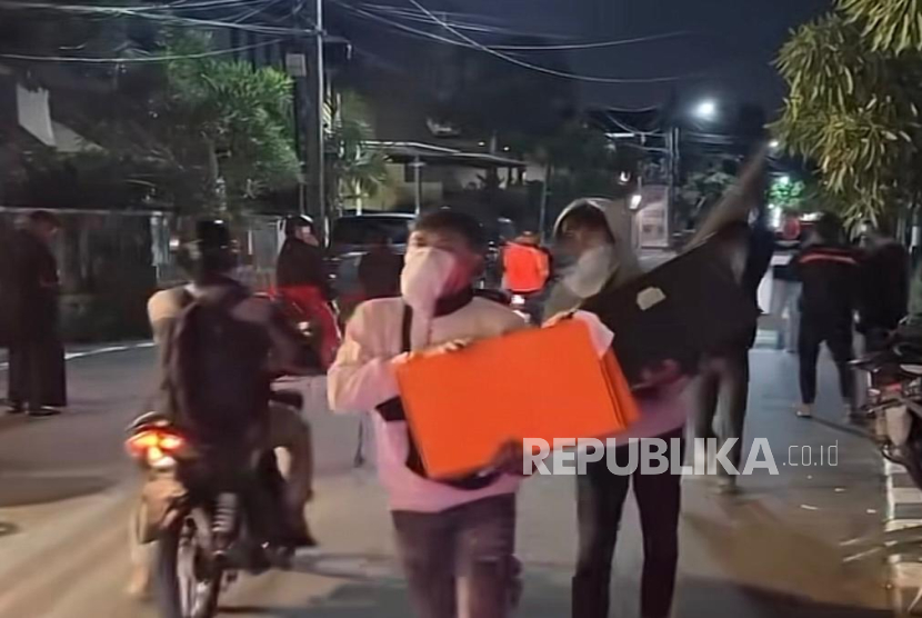 Rumah Sri Mulyani Dijarah, Petugas tak Kuasa Menahan: Jumlahnya Terlalu Banyak, Ada yang Bawa Sajam