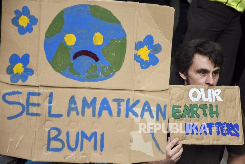 Massa yang tergabung dalam Aliansi Gerakan Untuk Perubahan Iklim  (ilustrasi)