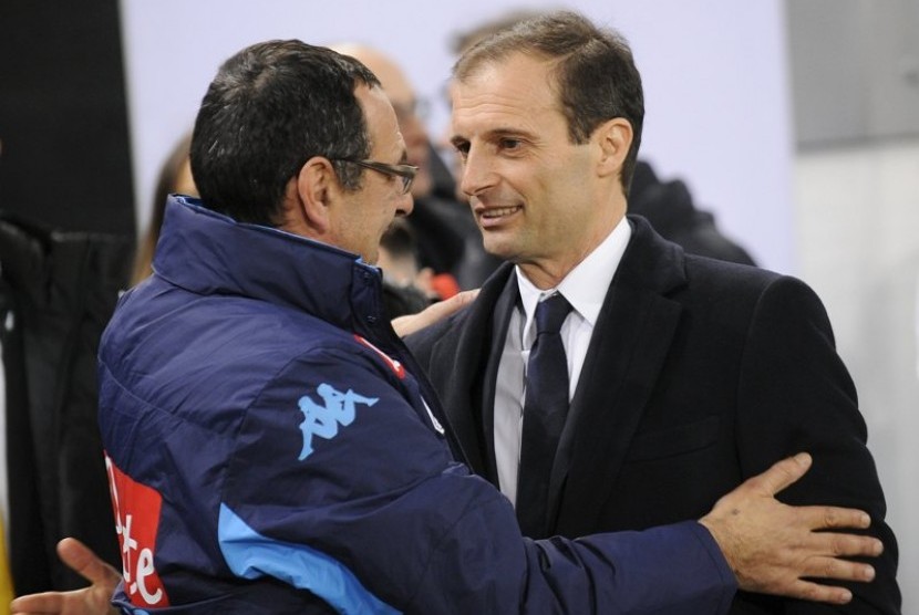 Massimiliano Allegri (kanan)