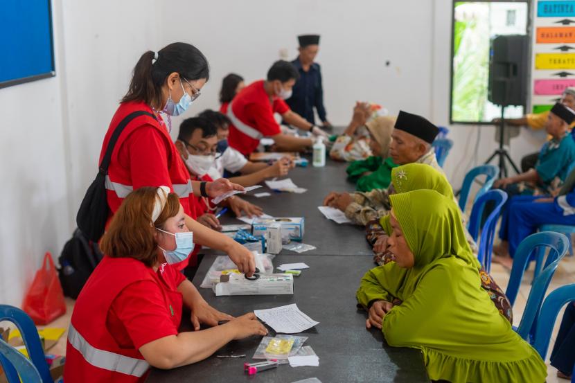 Masyarakat di Kecamatan Pituruh dan Bruno, Kabupaten Purworejo, Jawa Tengah, mendapatkan layanan konsultasi kesehatan gratis.