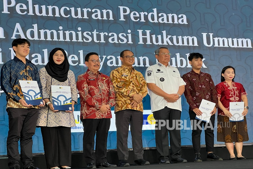 Masyarakat Kota Tangerang Selatan kini dapat mengakses layanan administrasi hukum umum (AHU) di Mal Pelayanan Publik (MPP) Kota Tangerang Selatan. 