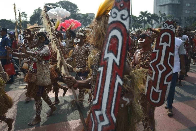 Masyarakat tradisional Papua.