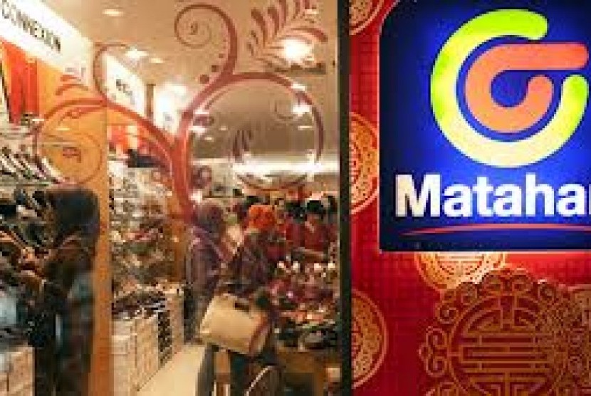 Logo of Matahari is on a wall of the retailer's fashion section in Jakarta. (illustration)   