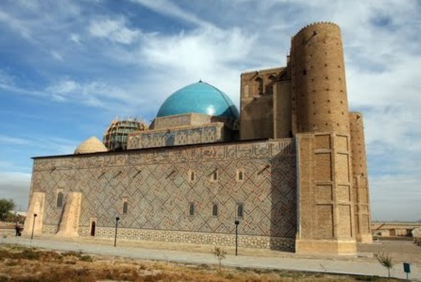 Mausoleum Ahmad Yasawi di Kazakhstan.