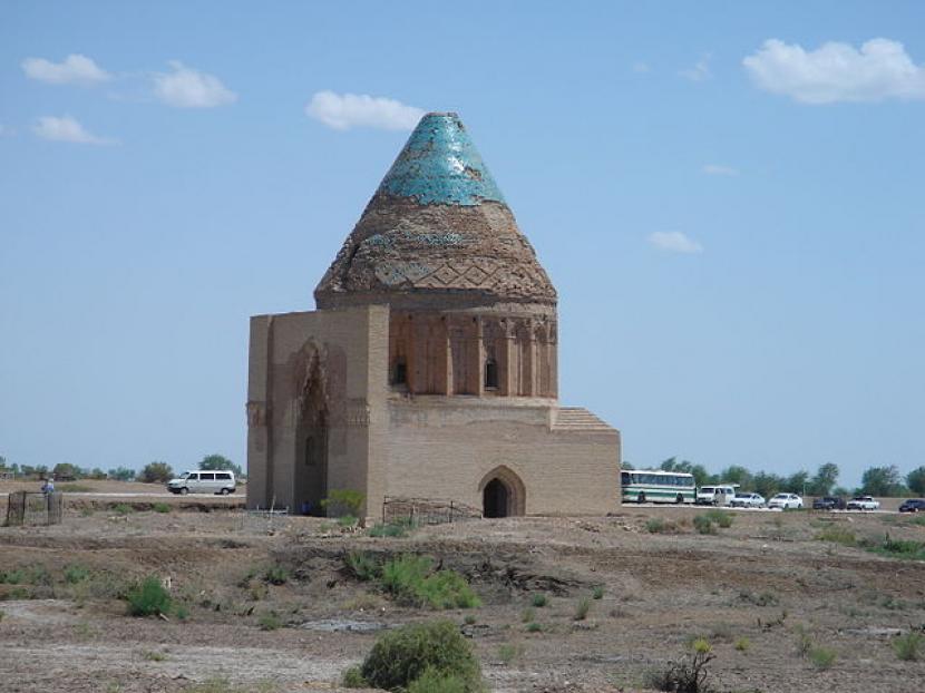 Mausoleum di Kunya-Urgench