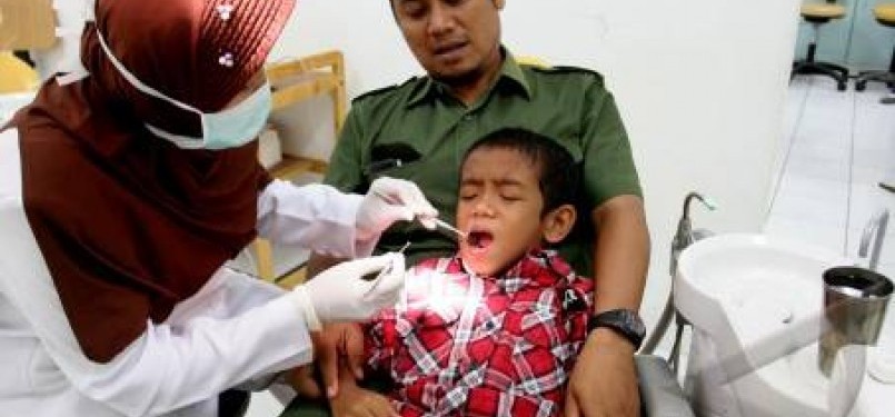 Mayoritas anak Indonesia berusia di atas 10 tahun menderita gigi berlubang (karies gigi) dan peradangan gusi (gingivitis). (ilustrasi)
