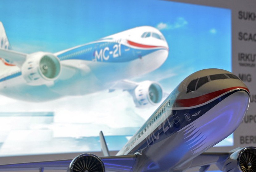 MC-21, pesawat penumpang baru buatan Rusia.