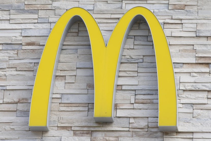 Penerima waralaba McDonalds di Maryland, AS digugat mantan karyawannya dalam kasus dugaan diskriminasi agama dan pelecehan seksual.