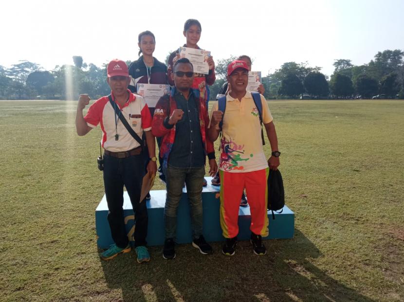 Medali emas pertama berhasil diraih Cabang Olah raga (Cabor) Atletik kategori Jalan cepat 5.000 meter, oleh atlet Musi Banyuasin (Muba) atas nama Suci pada ajang Pekan Olah raga Pelajar Daerah (POPDA) Provinsi Sumatera Selatan XV.