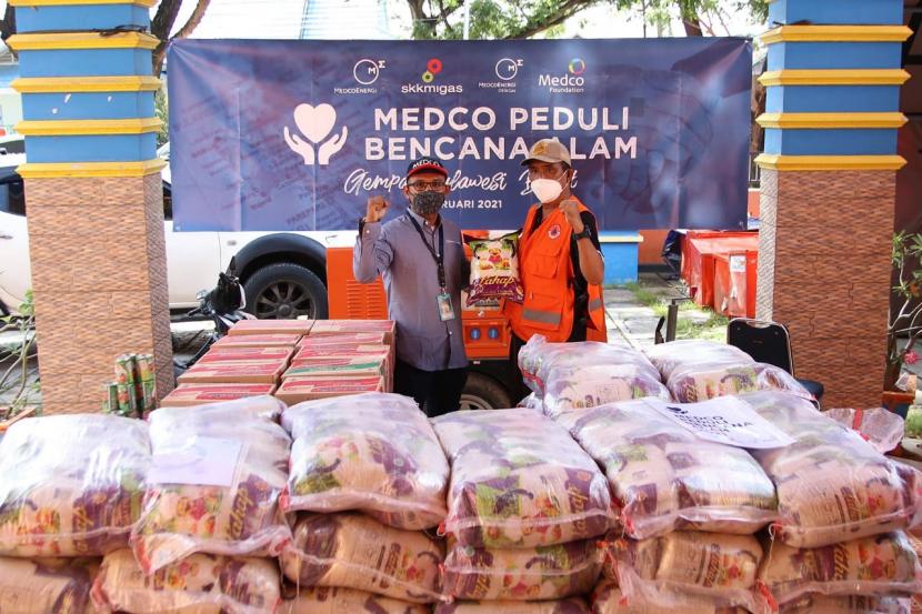 Medco Foundation salurkan bantuan kebutuhan pokok untuk korban bencana alam di berbagai daerah di Tanah Air.
