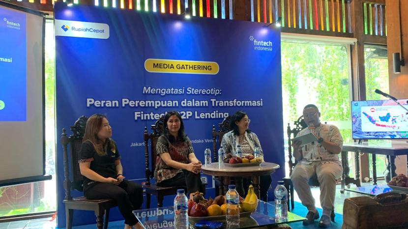 Media gathering tentang pentingnya peran perempuan bagi fintech p2p lending, Selasa (30/4), Jakarta.