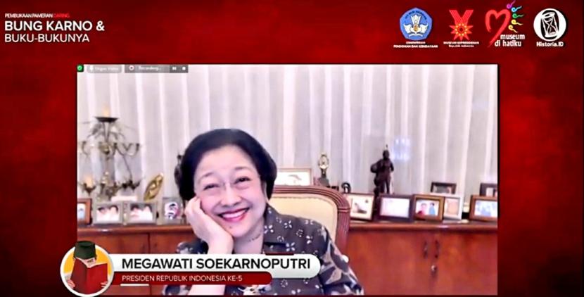 MegawatiPresiden RI Kelima yang juga putri Bung Karno, Megawati Soekarnoputri 