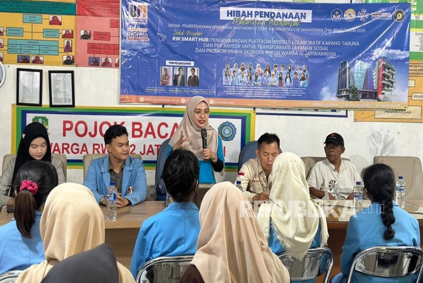 Melalui aksi mahasiswa berdampak, para mahasiswa UNM belajar soal empati, komunikasi, dan kesabaran, Hal yang selalu dibutuhkan di dunia nyara.