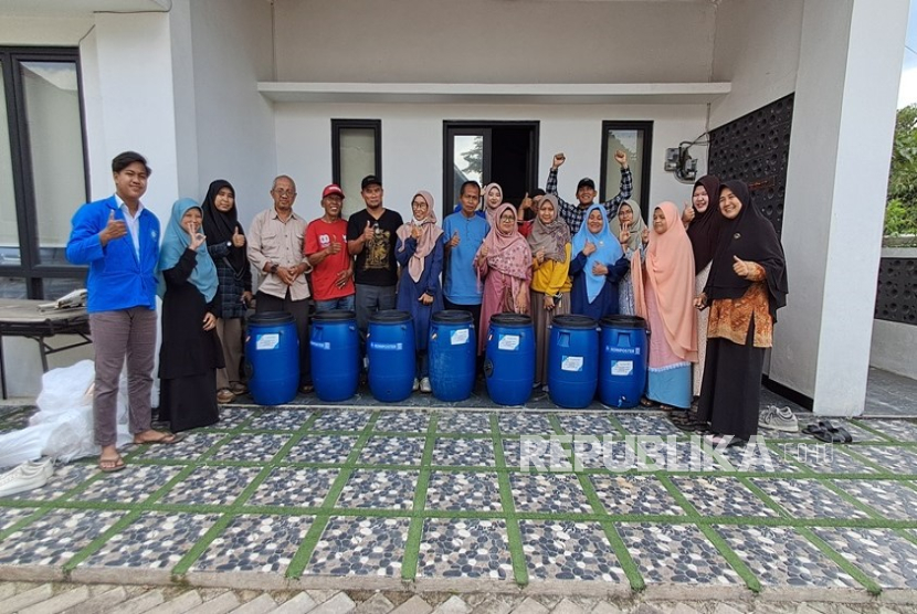 Dari Sampah Jadi Harapan, Cerita Tim Hibah UBSI Menyulap Limbah Jadi Berkah