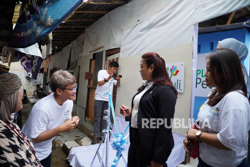 PLN Bangun Akses Air Bersih di Kampung Pemulung Pondok Labu, Jakarta Selatan