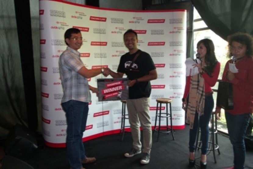 Member TACI mendapat doorprize di acara Coaching Clinic Avanza.