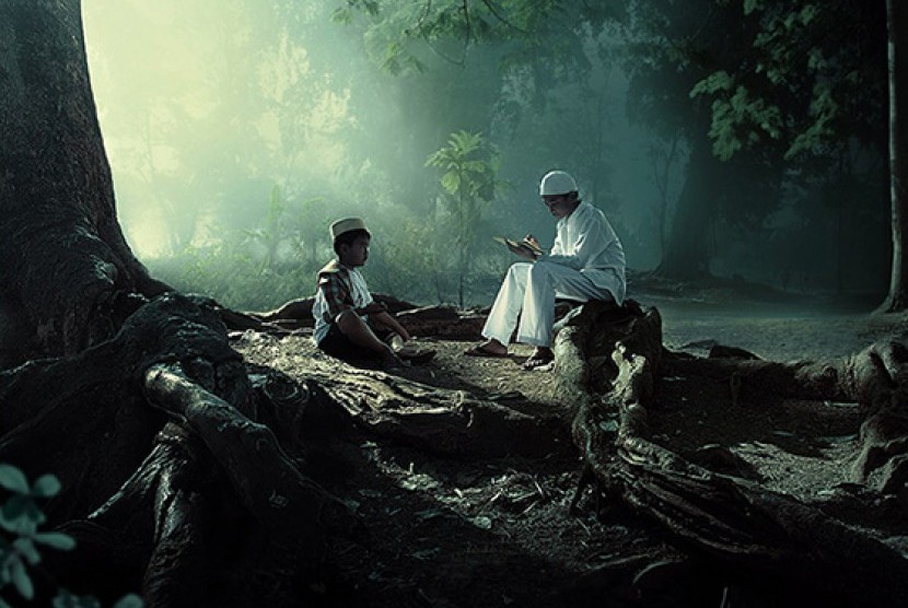 Pertemuan Syekh Dzun Nun dengan Pemuda Zuhud di Hutan. Foto: Memberi nasihat merupakan anjuran agama (ilustrasi).