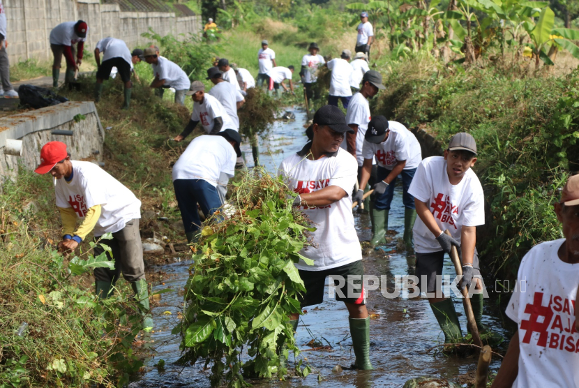 Hari Bersih-Bersih Sedunia, Sampoerna Perkuat Sinergi Masyarakat-Pemerintah untuk Aksi Lingkungan