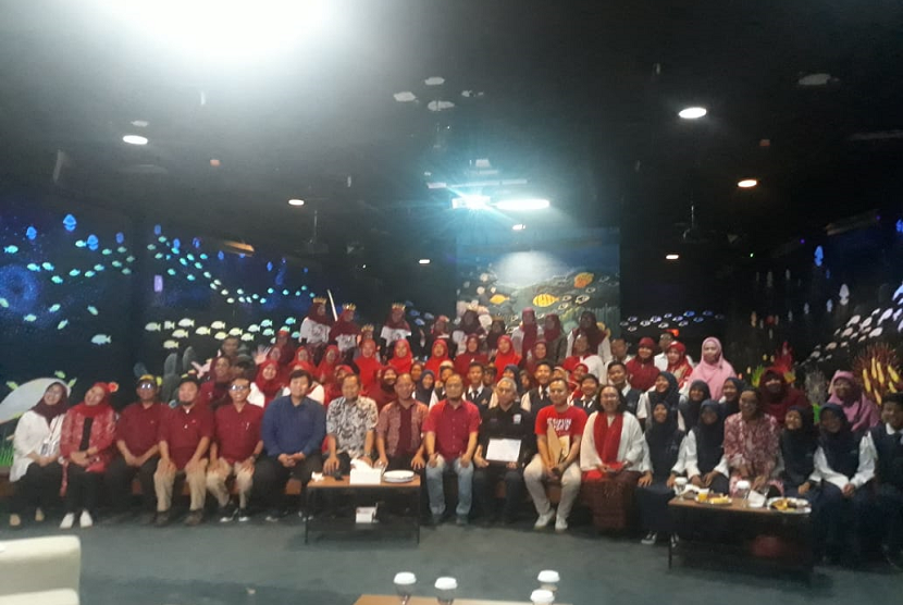Memperingati Hari Guru Nasional, Ancol bersama Sekolah Rakyat Ancol mengadakan gelar wicara bertajuk 