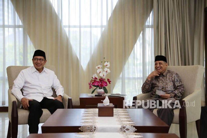 Menag Lukman menerima kunjungan Ketua Umum PP Al Irsyad Al Islamiyah, Selasa (24/10).