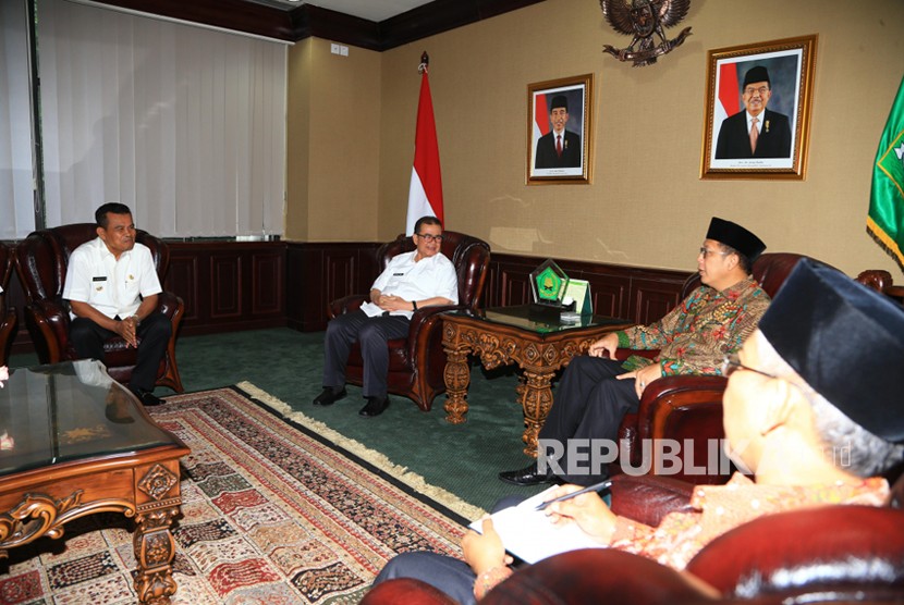 Menag Lukman terima Wagub Sumatera Barat bahas persiapan MTQ tingkat Provinsi, Rabu (25/10) 