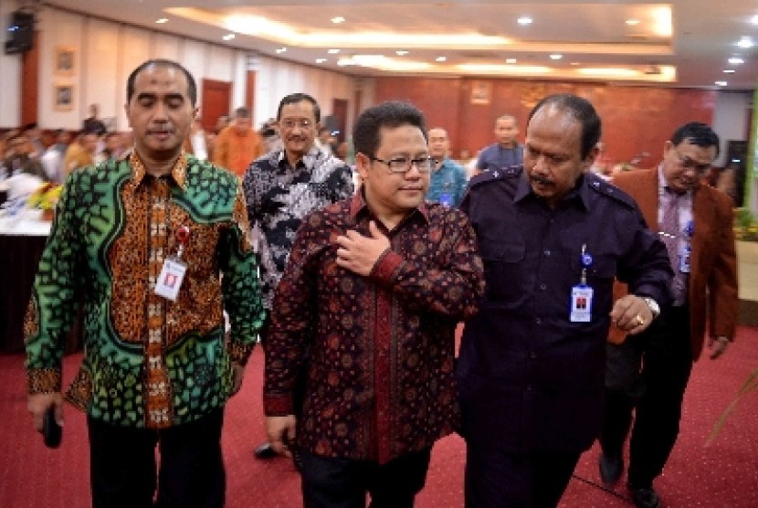 Menakertrans Muhaimin Iskandar menghadiri pembukaan seminar nasional di gedung Kemenakertrans, Kamis (5/6).