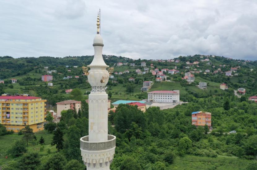 Menara Masjid di Eyensil, Turki.