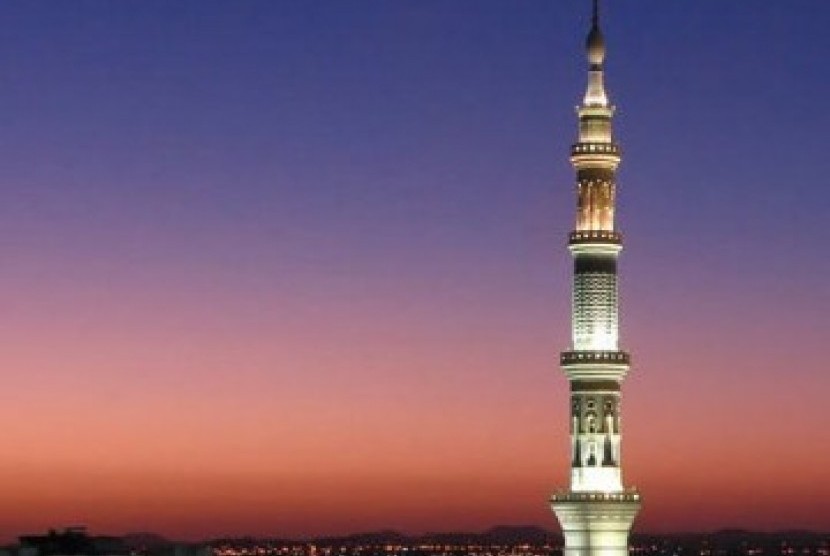 Menara Masjid Nabi di Madinah