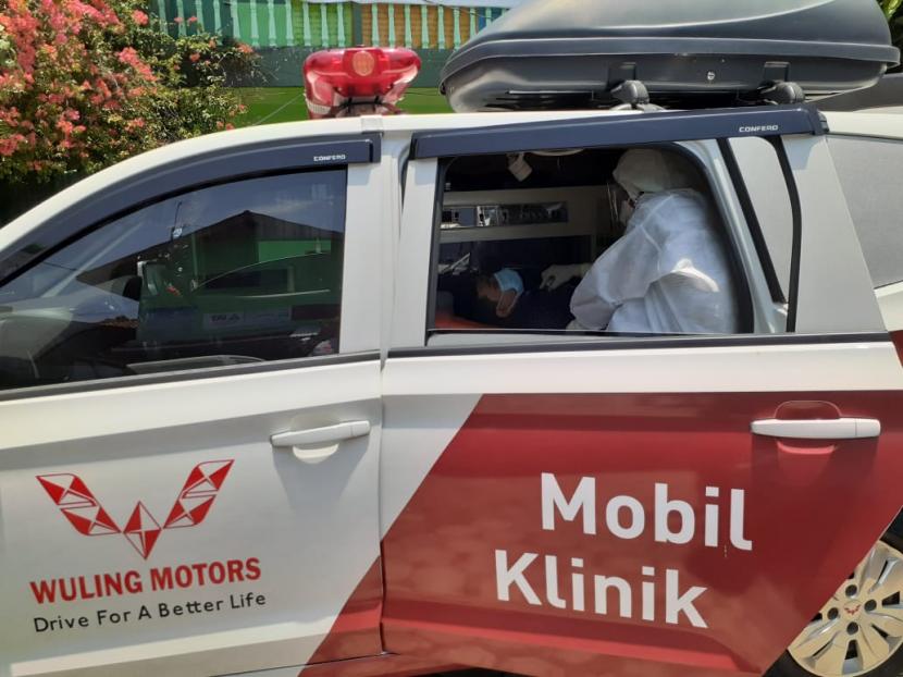 Mengawali aksi di bulan Oktober 2020, Mobil Klinik Wuling Motors dan Rumah Zakat kembali menggelar kegiatan pelayanan kesehatan di Kelurahan Tanah Sareal Kota Bogor, Selasa (06/10).