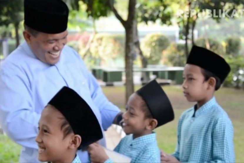 Mengusung sekolah bersih tanpa cleaing service sekolah Dinamika Umat memiliki tujuannya tersendiri.