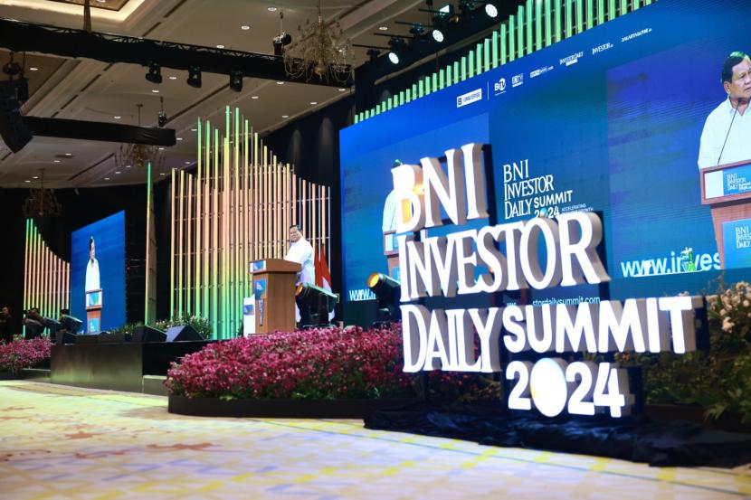 Menhan sekaligus Presiden Terpilih, Jenderal (Purn) Prabowo Subianto menghadiri penutupan acara BNI Investor Daily Summit 2024 di Jakarta Convention Center (JCC), Senayan, Jakarta Pusat, Rabu (9/10/2024) sore WIB.