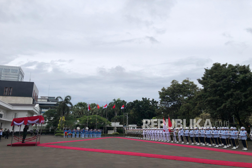 Menhan Sjafrie Sjamsoeddin dan Menhan Vietnam Jenderal Phan Van Giang di kantor Kemenhan, Jakarta Pusat, Senin (10/3/2025).