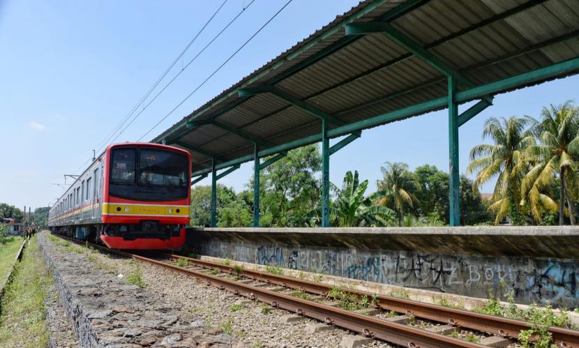 Menhub Pastikan Reaktivasi Stasiun KRL Pondok Rajeg Tetap Berjalan 