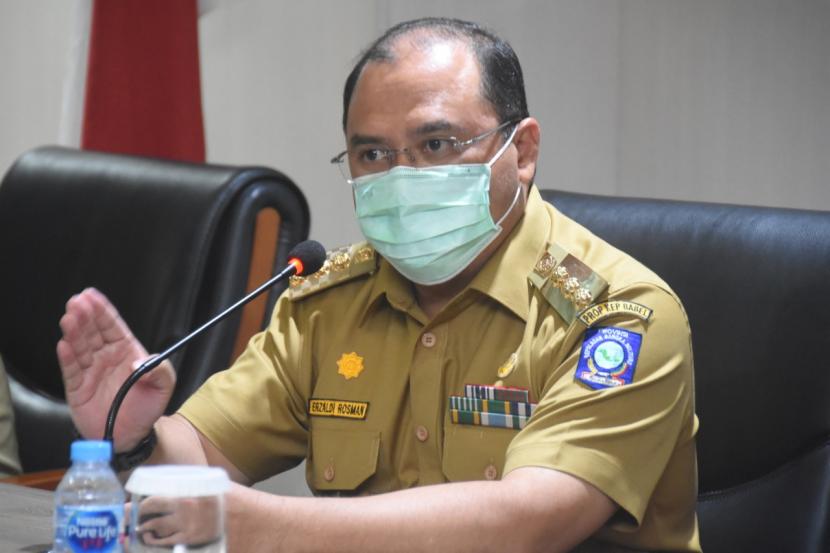 Pemerintah Provinsi Kepulauan Bangka Belitung mengawal dan mengamankan secara ketat pemasokan vaksin COVID-19 tahap pertama sebagai langkah memastikan keamanan vaksin di ruang khusus dinas kesehatan di daerah itu.