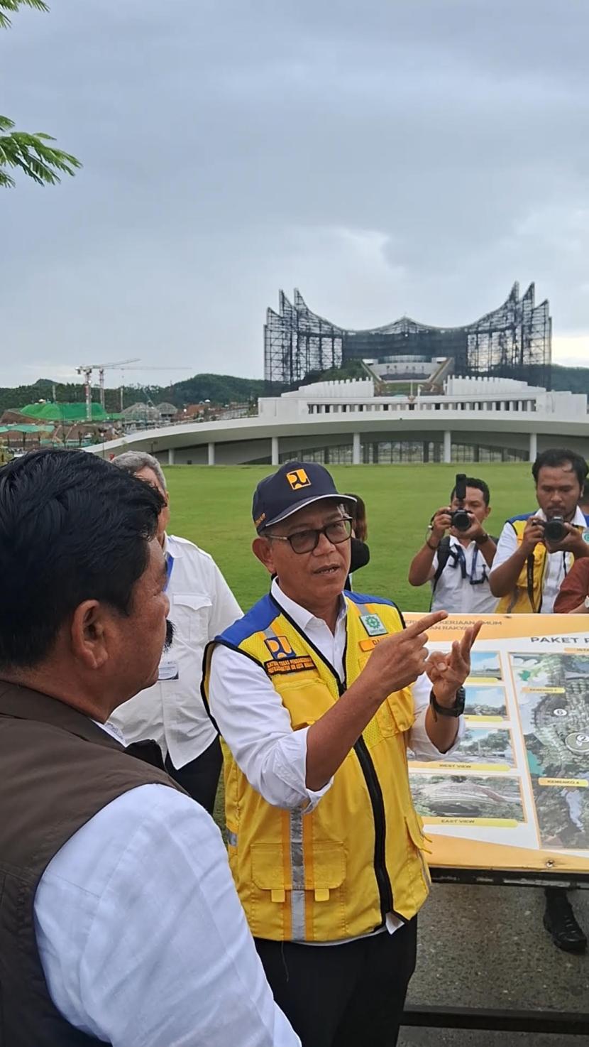 Menko Polhukam Hadi Tjahjanto dan Kepala Satgas Pembangunan IKN Danis Sumadilaga menjelaskan pembangunan IKN terkini dan persiapan upacara HUT RI ke-79, Rabu (7/8/2024).