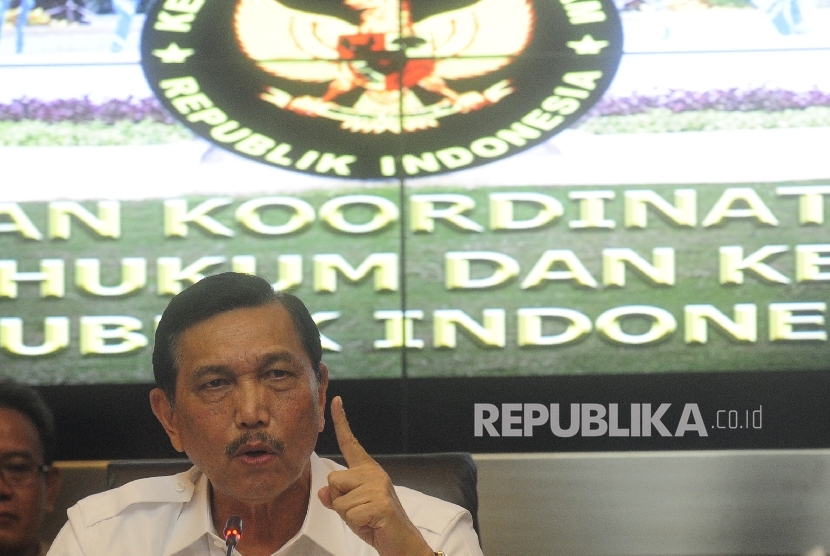 Coordinating for Political, Legal and Security Affairs Minister Luhut Binsar Panjaitan said the government together with BNN was observing and supervising regional heads who indicated taking drugs.