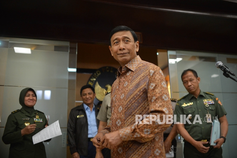 Menkopolhukam Wiranto.