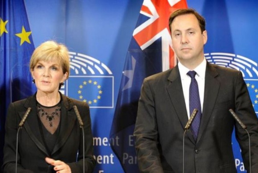 Menlu Julie Bishop dan Menteri Perdagangan Steve Ciobo. 