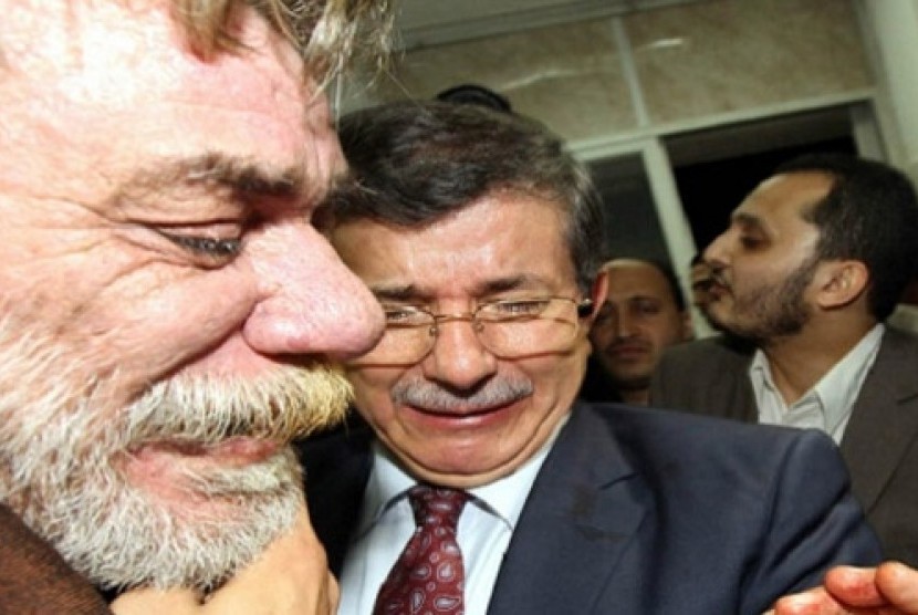  Menlu Turki Ahmet Davutoglu.