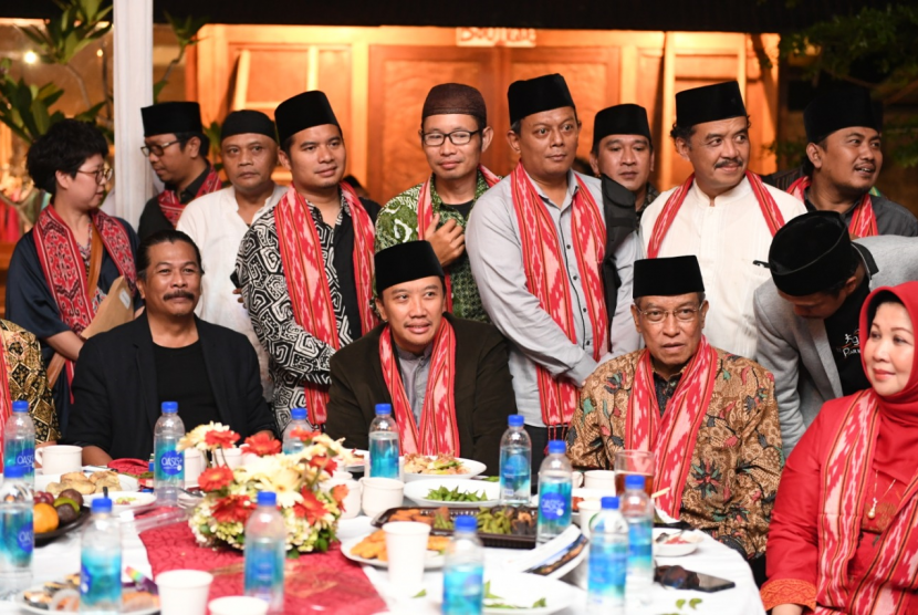 Menpora Imam Nahrawi menghadiri Grand Opening Bengkel Kreatif Hello Indonesia (BKHI) Nahdlatul Ulama yang dilakukan Ketua Umum PB NU KH Said Aqil Siradj.