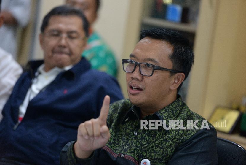 Menpora Imam Nahrawi saat berkunjung ke Kantor Republika, Rabu (4/4).