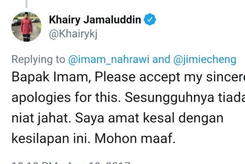 Menpora Malaysia Khairy Jamaludin menyatakan permohonan maaf di Twitter.