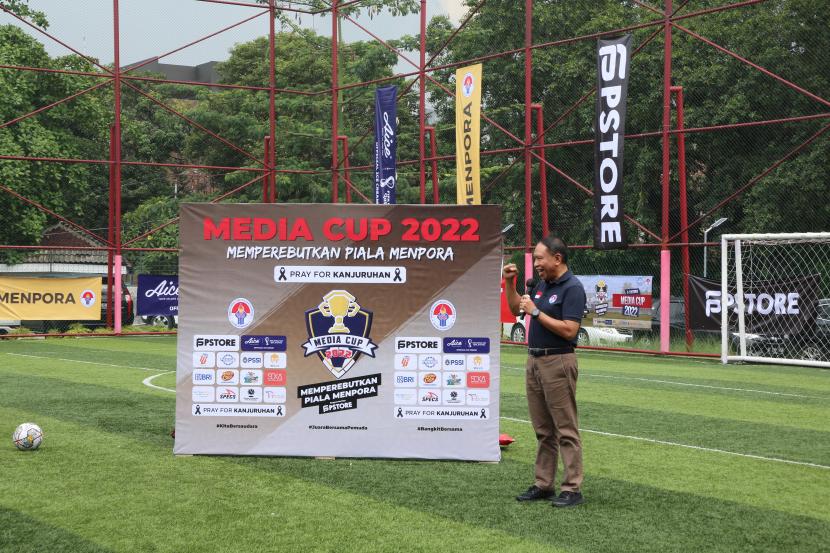 Menpora Zainuddin Amali membuka acara Media Cup 2022 memperebutkan Piala Menpora, Kamis (6/10/2022).