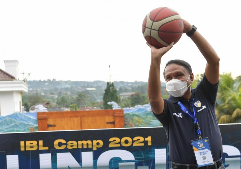 Menpora Zainudin Amali ke IBL Camp 2021 Sabtu (13/3) di Robinson Resort Cisarua, Bogor, Jawa Barat.