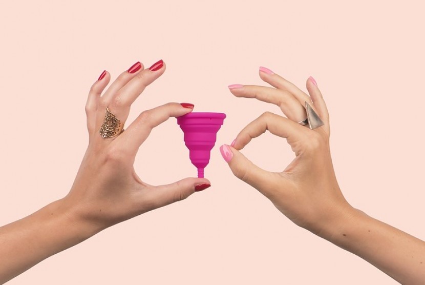 Ilustrasi menstrual cup. Skotlandia telah menjadi negara pertama di dunia yang menyediakan akses gratis dan universal ke produk-produk menstruasi.
